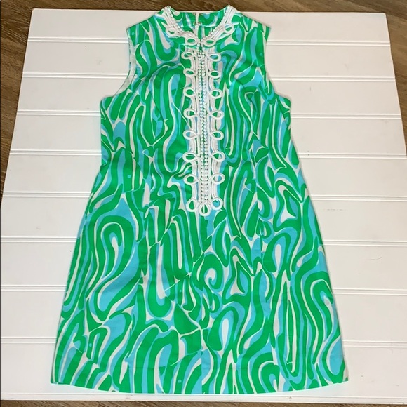 Lilly Pulitzer Dresses & Skirts - Lilly Pulitzer Alexa High Collar Shift dress